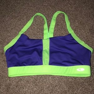 Size small sports bra